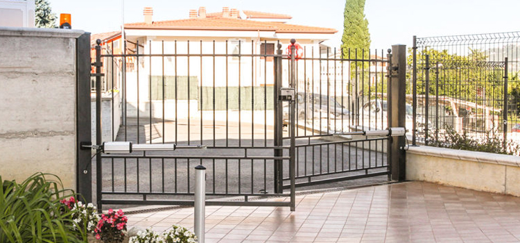 best swing gate repair in Granada Hills